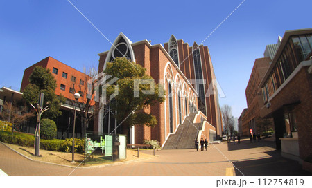 近畿大学のキャンパス 112754819
