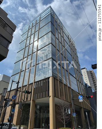 田辺三菱製薬本社ビル（大阪市中央区道修町） 112755541