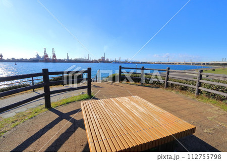 神奈川県・川崎市・東扇島西公園 112755798