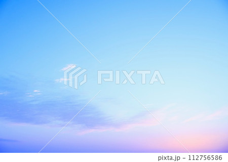 日の出前の空  3月中旬 茨城県 日の出前の空  3月中旬 茨城県 112756586