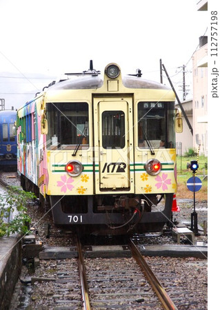 京都丹後鉄道宮豊線 レールバス気動車(豊岡駅) 京都丹後鉄道宮豊線 レールバス気動車(豊岡駅) 112757198