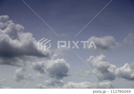 暑い季節の大空 暑い季節の大空 112760269