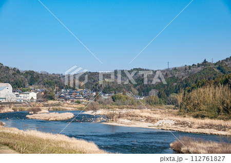 京都の清流木津川　京都府南山城村 112761827