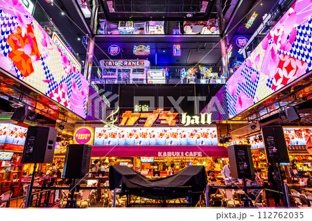 新宿 東急歌舞伎町タワー 新宿カブキhall~歌舞伎横丁 新宿 東急歌舞伎町タワー 新宿カブキhall~歌舞伎横丁 112762035