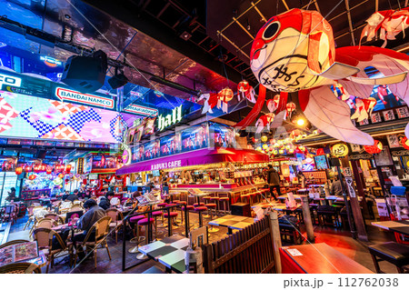 新宿　東急歌舞伎町タワー　新宿カブキhall～歌舞伎横丁 112762038