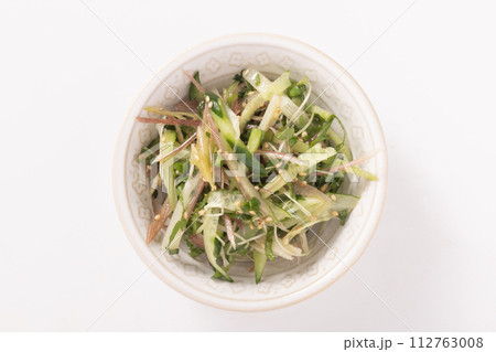 薬味ナムル(みょうが キュウリ ブロッコリースプラウト しそ) 薬味ナムル(みょうが キュウリ ブロッコリースプラウト しそ) 112763008