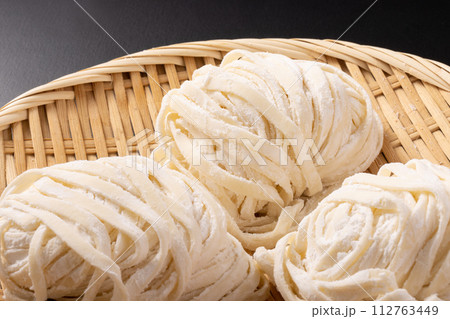 本生うどん(手揉み麺) 本生うどん(手揉み麺) 112763449
