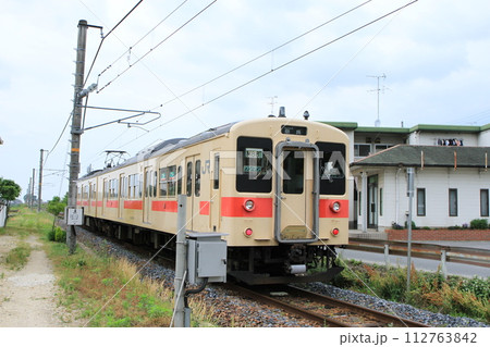国鉄105系電車（桜井線） 112763842