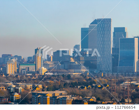Aerial view of the Canary Wharf business district in London. Panoramia of the skyscrapers in London. 112766654