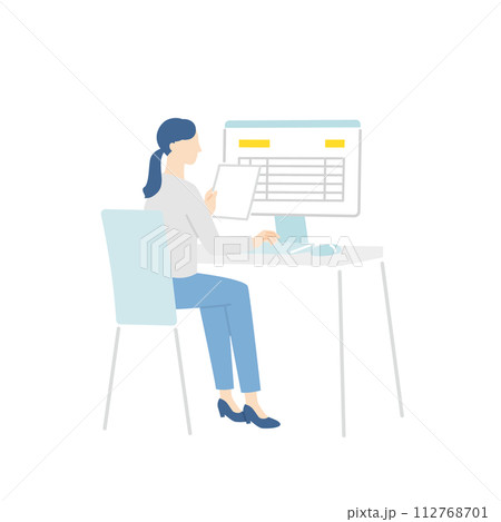 会計ソフトに入力するビジネスパーソン 会計ソフトに入力するビジネスパーソン 112768701