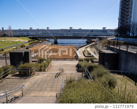 東京都荒川区に残る遺構 汐入水門跡 東京都荒川区に残る遺構 汐入水門跡 112771979