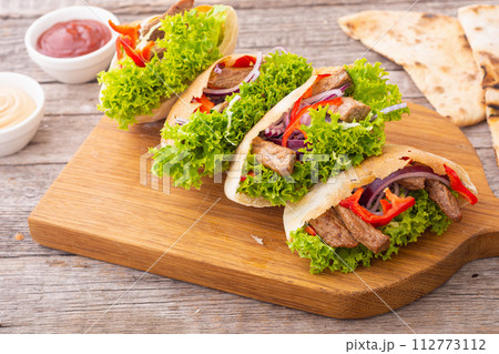 Pita stuffed with chicken Pita stuffed with chicken 112773112