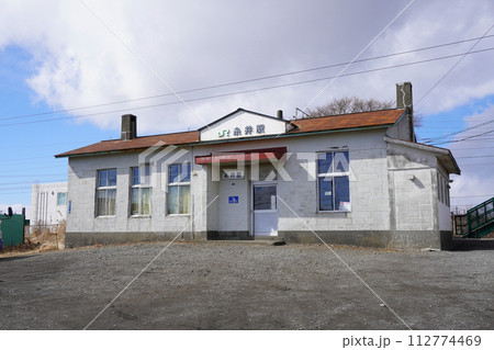糸井駅（室蘭本線・JR北海道） 112774469