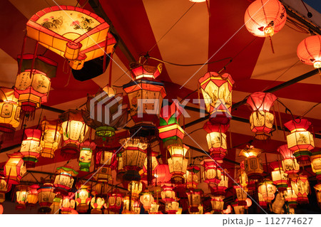 長崎ランタンフェスティバル・ランタン 112774627