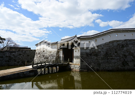赤穂城の厩口門（うまやぐちもん） 112774819