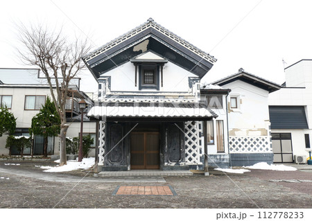 岩手県奥州市の蔵ずくりの家 112778233