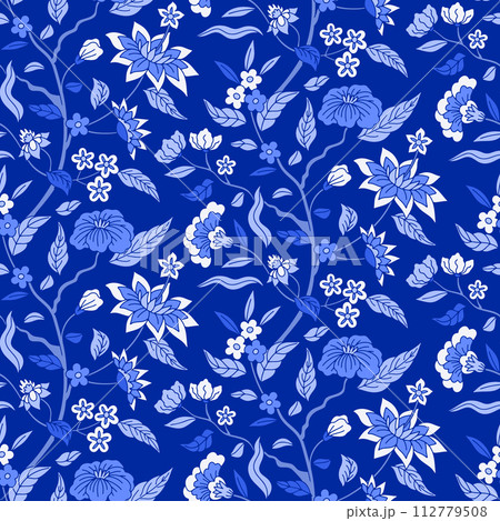 Seamless pattern with monochrome blue chinoiserie hand drawn motifs 112779508