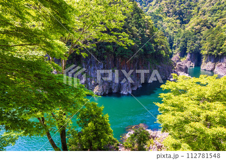 瀞峡　(晴れ　5月) 112781548