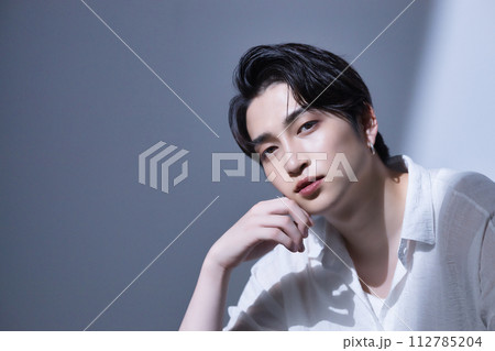 20代男性のビューティー 20代男性のビューティー 112785204