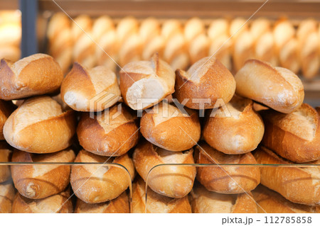 fresh baked breads at Farmers Market shelves in istanbul . fresh baked breads at Farmers Market shelves in istanbul . 112785858