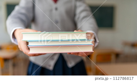 学生生活のイメージカット 112786817