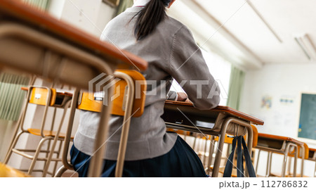 学生生活のイメージカット 112786832