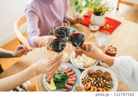 a forty-something woman 112787162