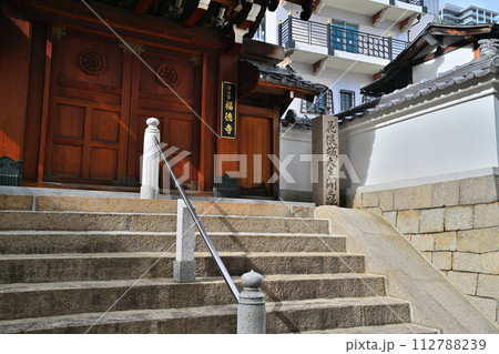 神戸市中央区花隈町にある＠「福徳寺」花熊城天守閣跡 112788239