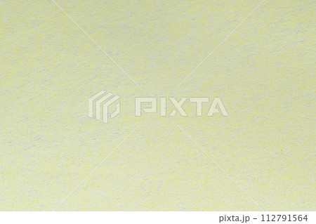 和紙の背景素材（レモン色・無地） 112791564