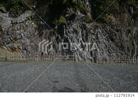 岩壁のある広場 岩壁のある広場 112791914