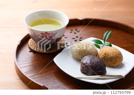 日本を代表する和菓子 おはぎ 112793709