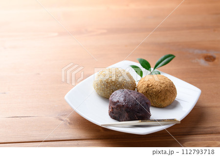 日本を代表する和菓子 おはぎ 112793718