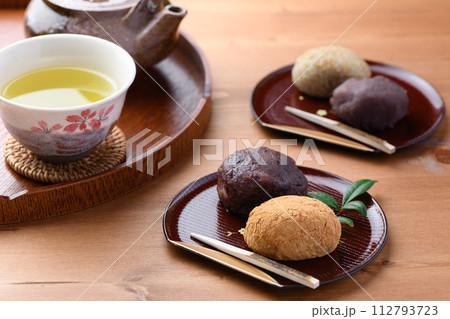 日本を代表する和菓子 おはぎ 日本を代表する和菓子 おはぎ 112793723