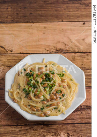 和風パスタ　納豆スパゲッティー 112793944