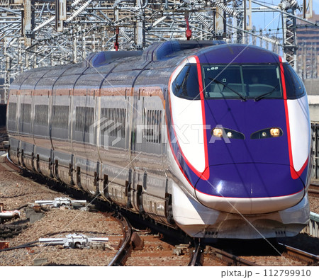 東北新幹線を行く山形新幹線E3系7両編成（遅延に伴う単独運行） 112799910