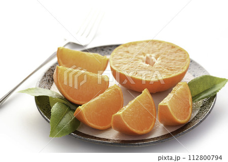 はまさき みかん カットイメージ（白バック） 112800794