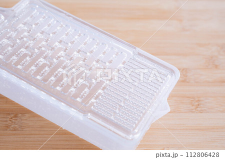 おろし器 112806428