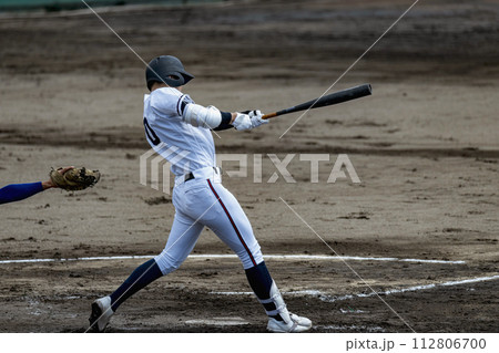 高校野球試合風景 バッティングシーン 高校野球試合風景 バッティングシーン 112806700
