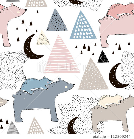 Seamless childish pattern with polar bear mom and baby. Creative kids design. Perfect for fabric, textile, warpping, nursery.Vector Illustration 112809244