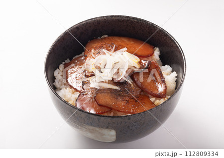 炙りチャーシュー丼 112809334