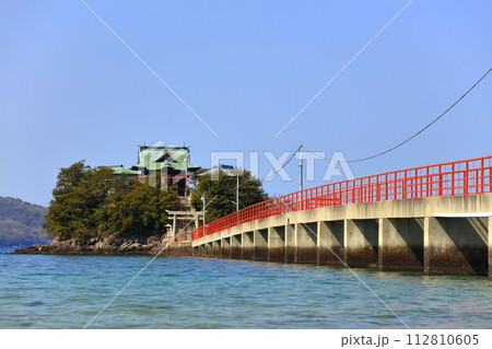 【香川県】 晴天の津嶋神社(子供の神様) 【香川県】 晴天の津嶋神社(子供の神様) 112810605