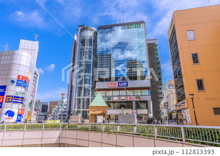 日本の相模原市都市景観　橋本駅前などを望む（右奥にJR橋本駅北口） 112813393
