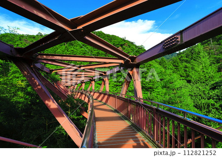 【石川県】万緑のあやとりはし 112821252