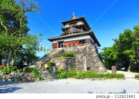 【福井県】快晴の丸岡城(現存12天守) 【福井県】快晴の丸岡城(現存12天守) 112821661