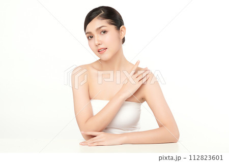 Beautiful young asian woman with clean fresh skin on white background, Face care, Facial treatment, Cosmetology, beauty and spa, Asian women portrait. 112823601
