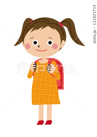 ポップな小学生　ランドセルを背負う　女の子 112825714