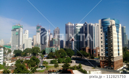 高層ビル街 高層建築 高層階 112825750