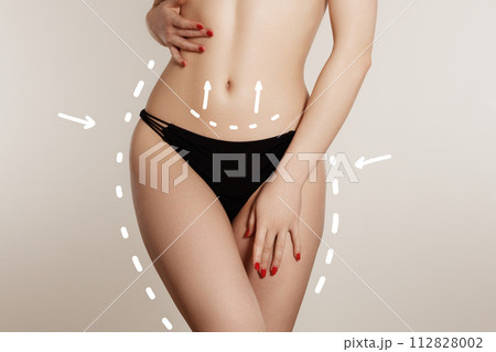 Beautiful and fit female body with the hand 112828002