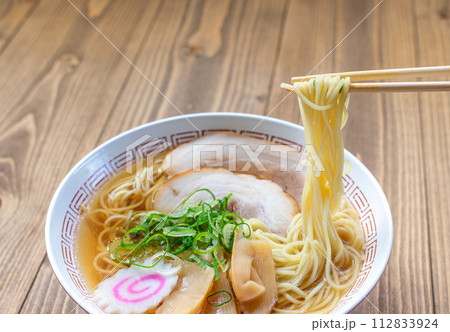 羽二重の醬油ラーメン 112833924