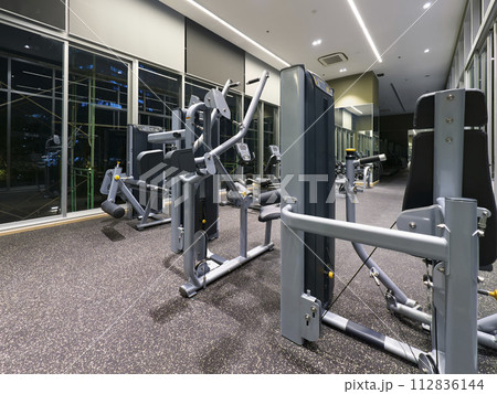 バンコク コンドミニアムのフィットネスルーム fitness room in condo, BKK 112836144